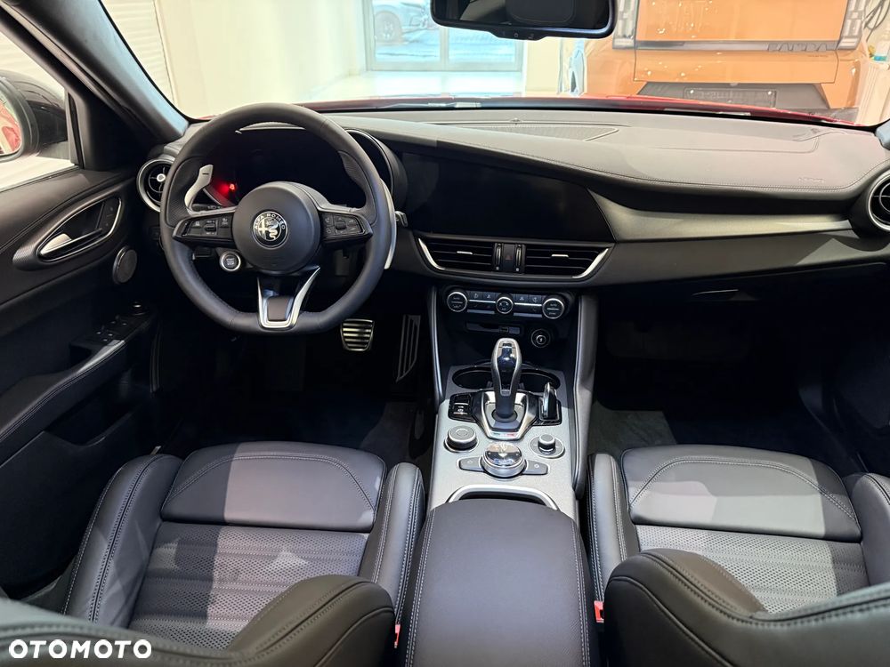 Alfa Romeo Giulia 2.0 Turbo Veloce Q4 - 5