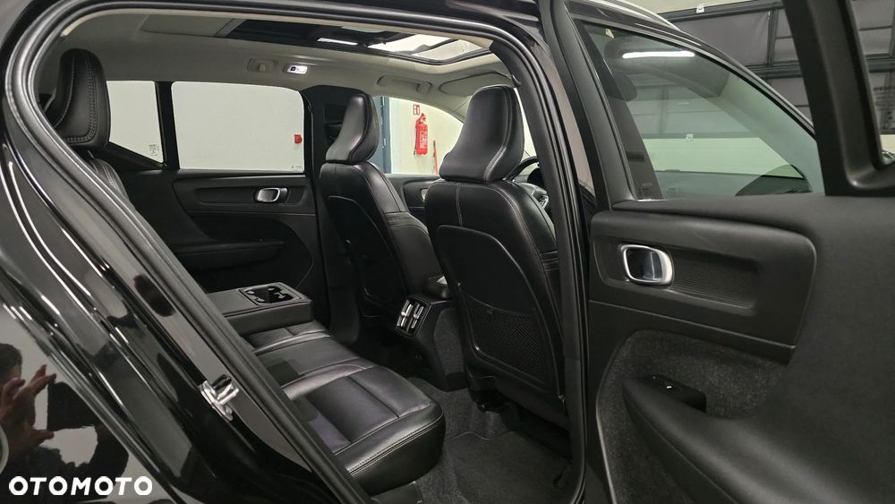 Volvo XC 40 D4 AWD Inscription - 17