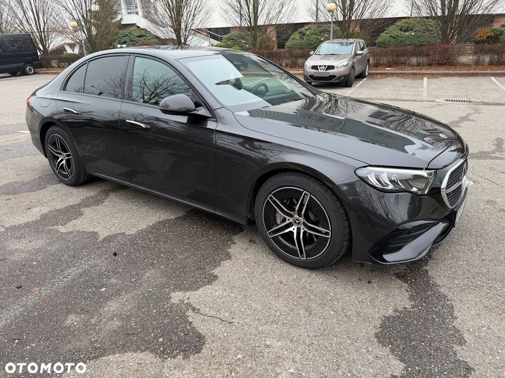 Mercedes-Benz Klasa E 200 9G-TRONIC Edition AMG Line - 17