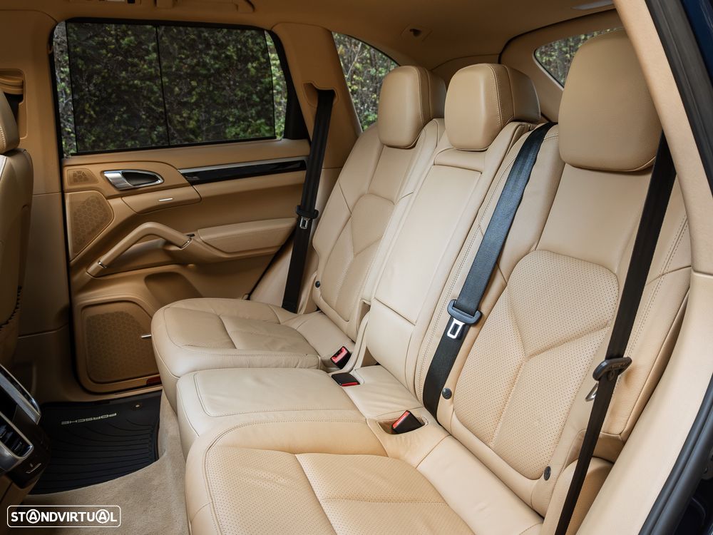 Porsche Cayenne 3.0 V6 - 23