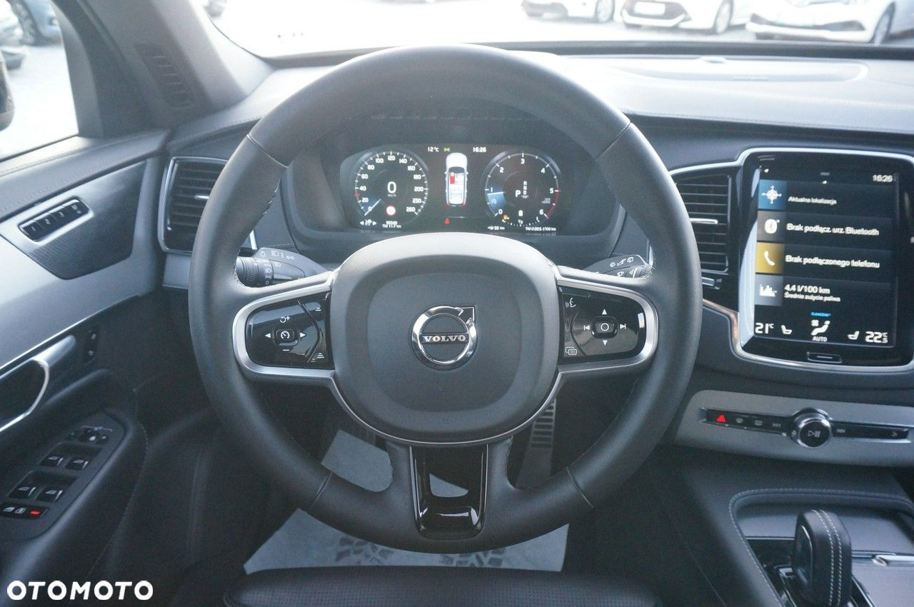 Volvo XC 90 - 13