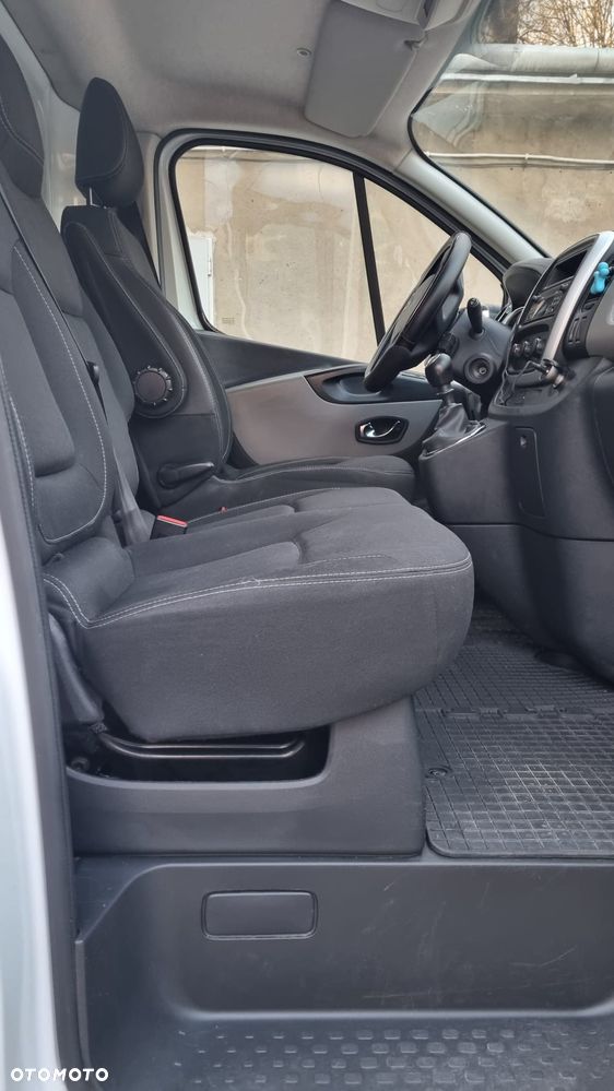 Renault Trafic - 6
