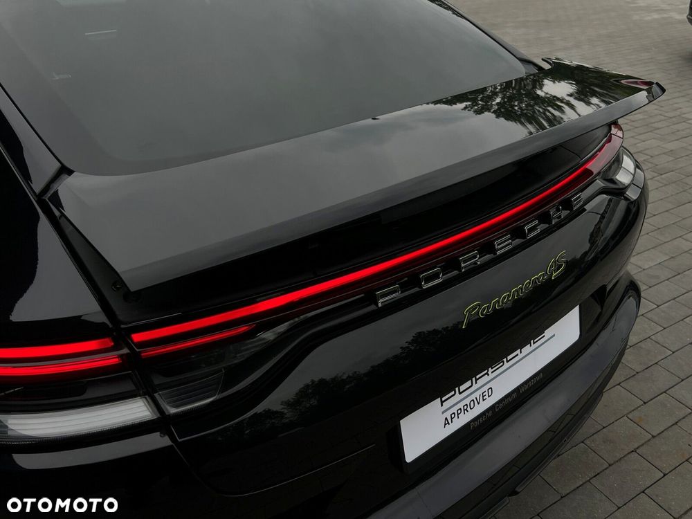 Porsche Panamera - 35