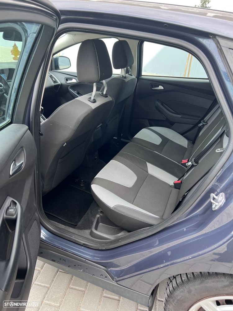 Ford Focus 1.6 EcoBoost S&S Titanium - 8