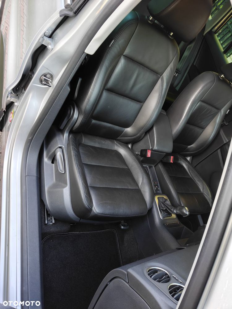 Volkswagen Tiguan - 27