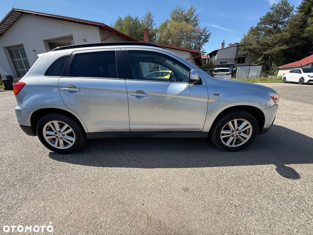 Mitsubishi ASX - 3