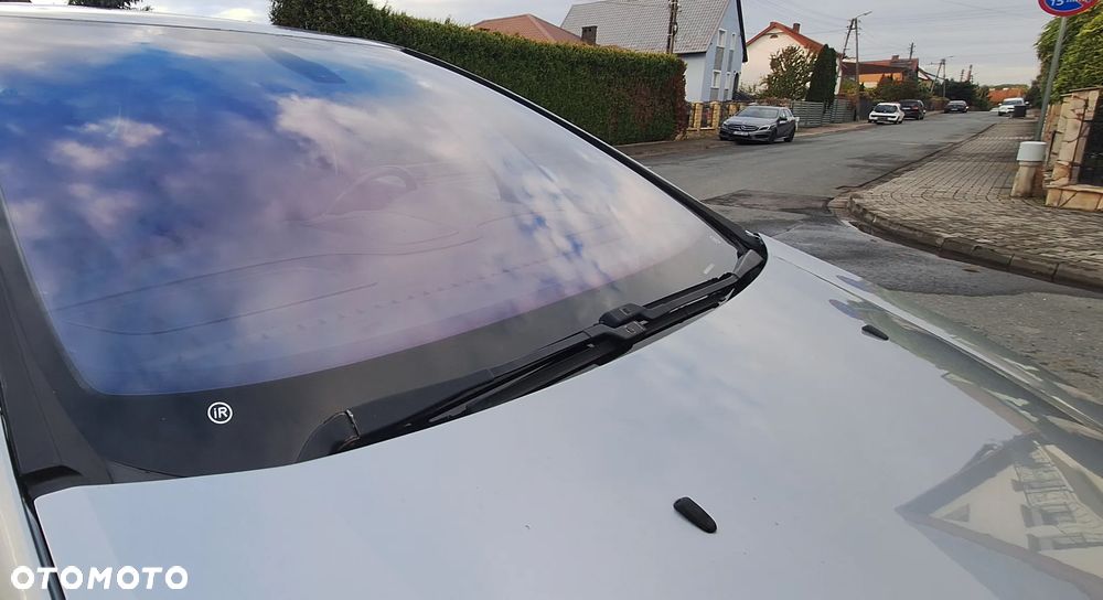 Ford S-Max - 17