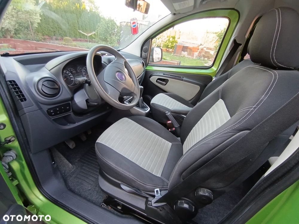 Fiat Fiorino Kombi 8V Elegant - 5