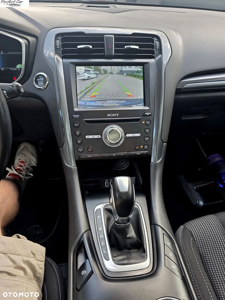 Ford Mondeo SW 2.0 Hybrid Executive Plus - 22
