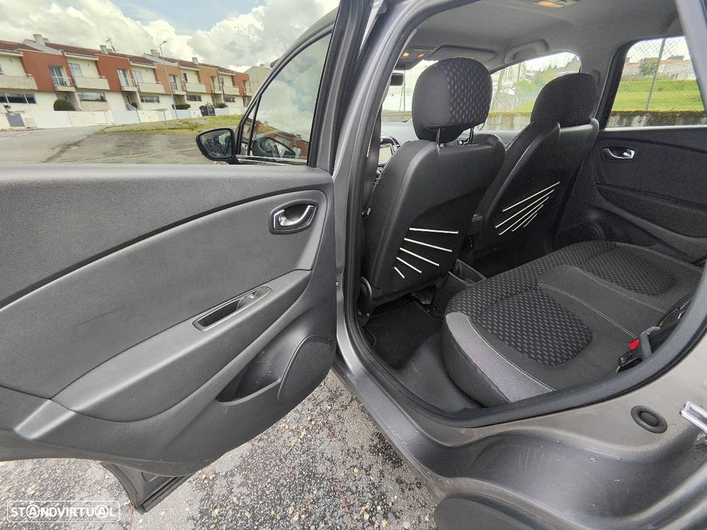 Renault Captur 0.9 TCE Exclusive - 20