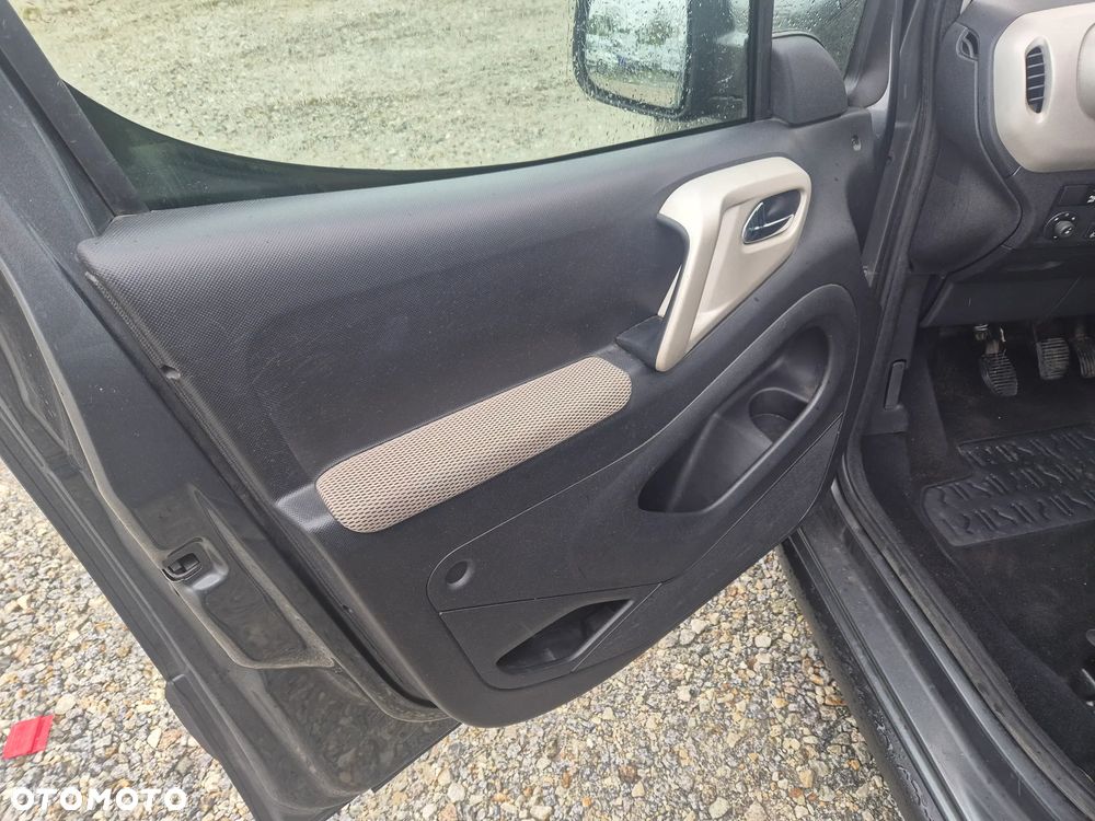 Citroën Berlingo 1.6 HDi XTR - 15