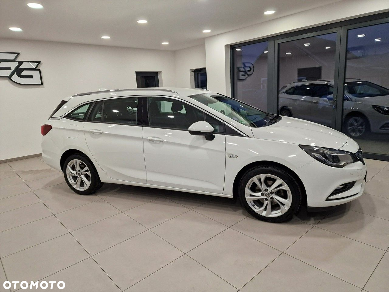 Opel Astra - 9