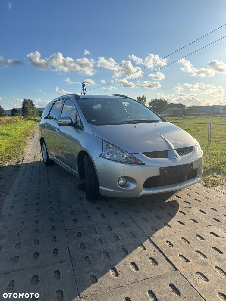 Mitsubishi Grandis 2.0 DI-D 7-Sitzer Intense - 3