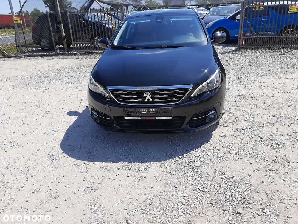 Peugeot 308 BlueHDi 130 Stop & Start Allure - 11