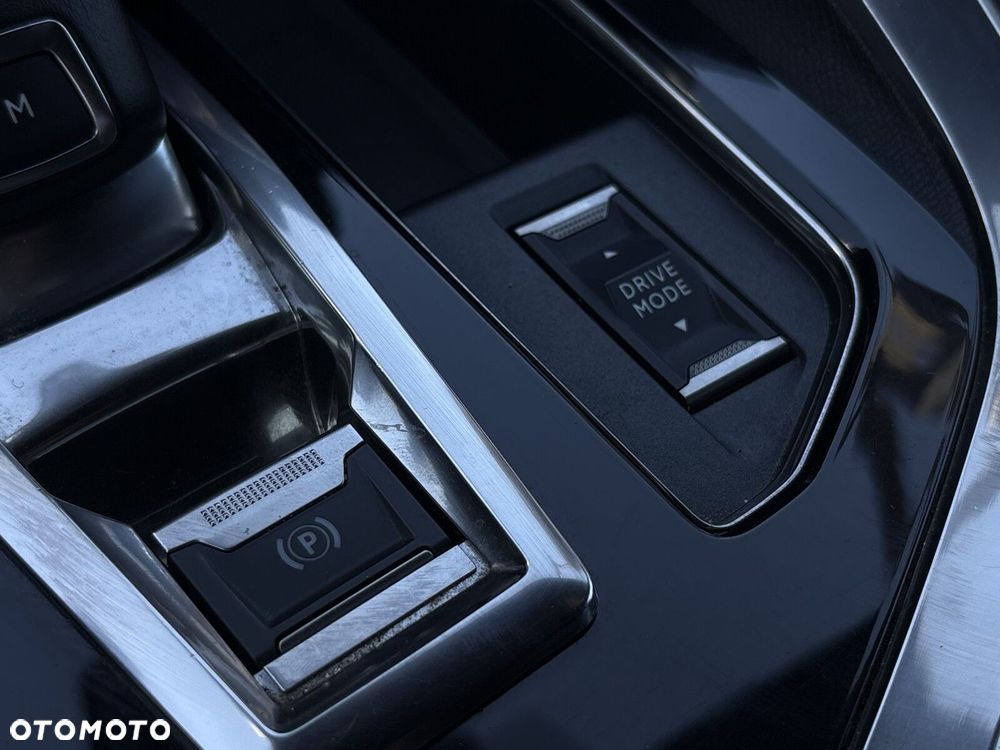 Peugeot 5008 1.6 PureTech GT S&S EAT8 - 31