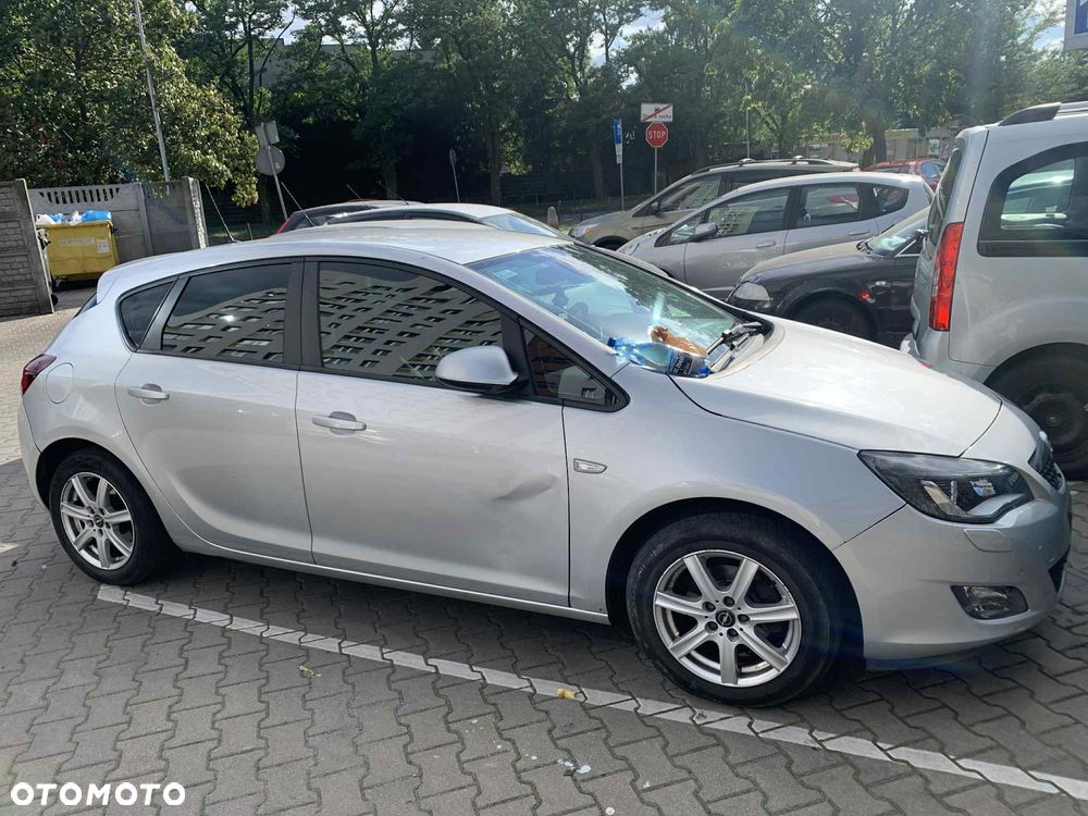 Opel Astra 1.6 Cosmo EasyTronic - 11