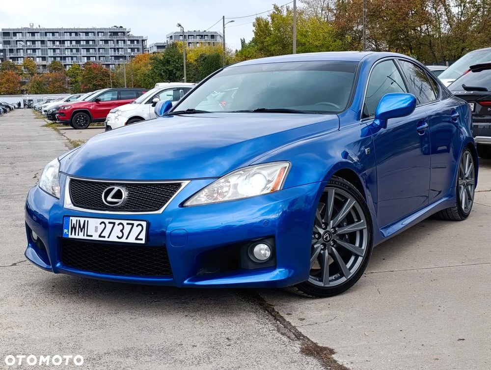 Lexus IS F Sport - 3