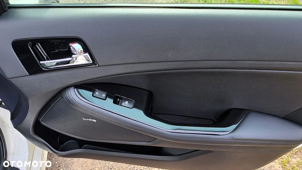 Kia Optima 1.7 CRDI Attract - 22