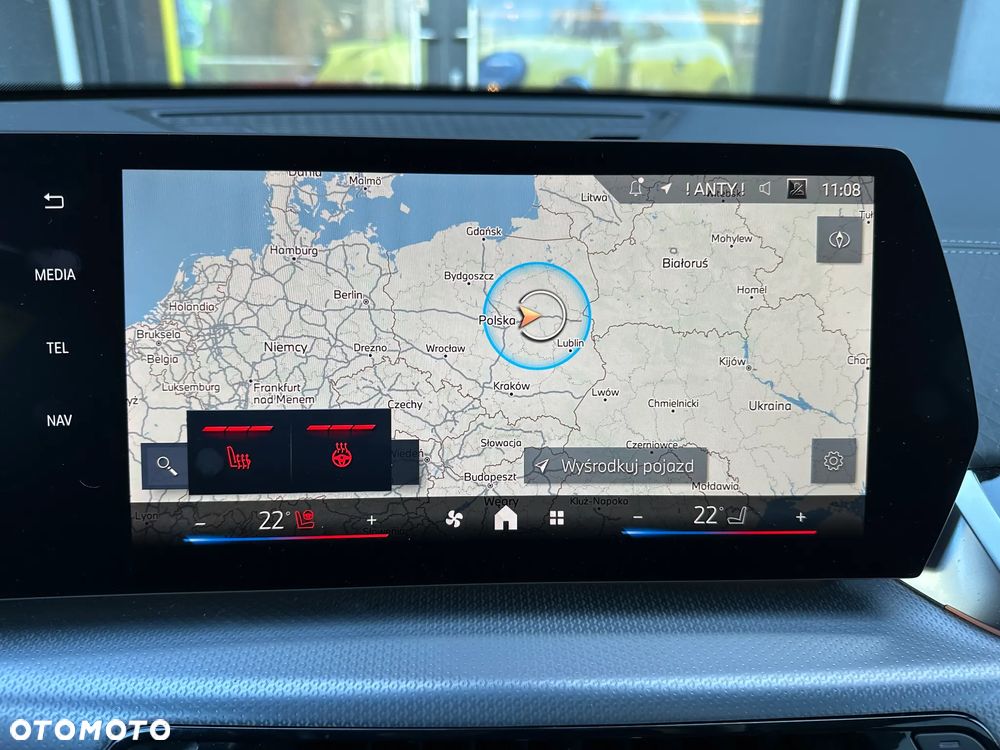 BMW iX2 eDrive20 66.5kWh M Sport - 19