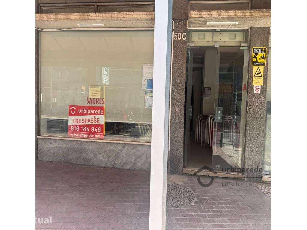 Restaurante com 31 mesas, no Dafundo. - Grande imagem: 2/29