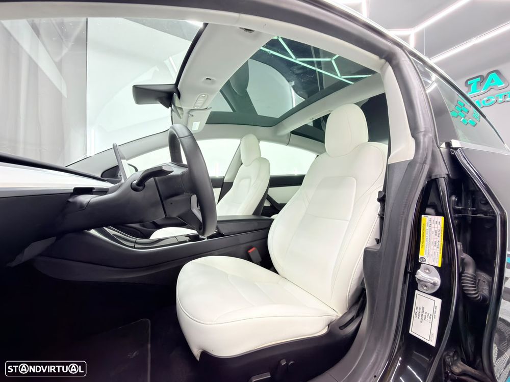 Tesla Model 3 Standard RWD Plus - 20