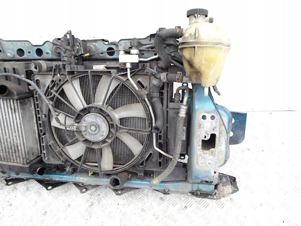 pas przedni chłodnice kpl. toyota yaris iii 1.4 d4d - 7
