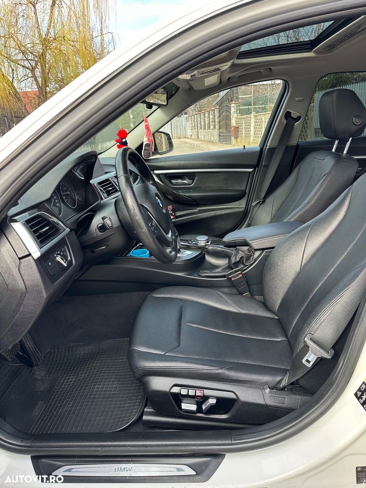 BMW Seria 3 320i xDrive AT - 7