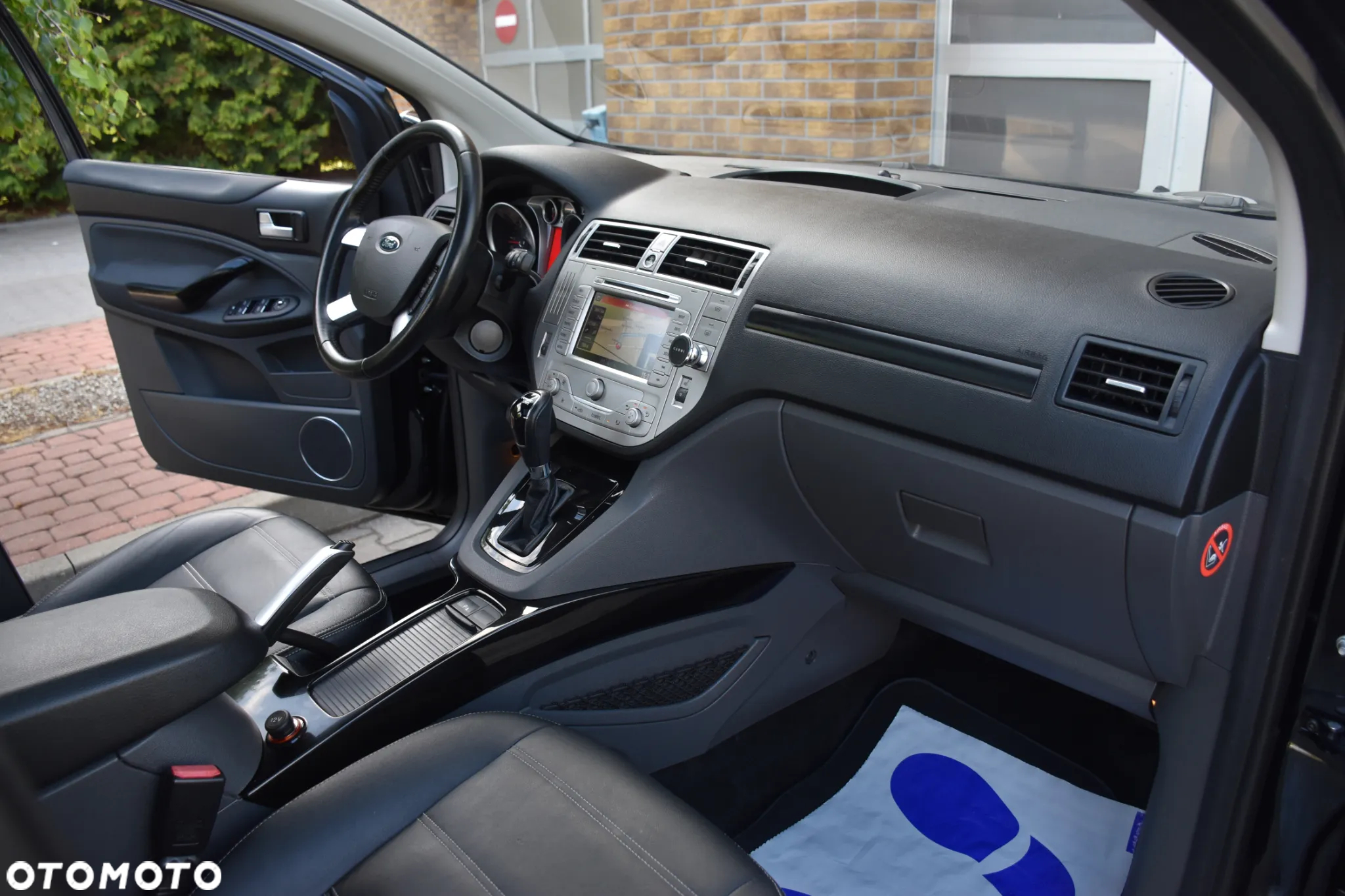 Ford Kuga 2.0 TDCi 4x4 Titanium - 10