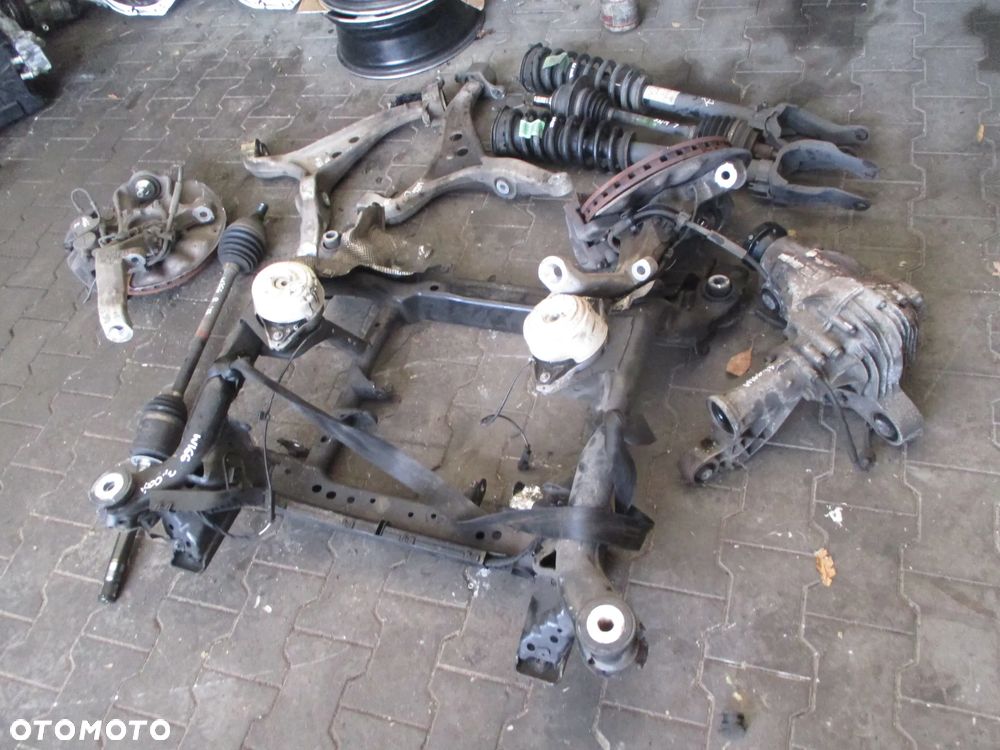 Mercedes Benz W166 ML 3.0 CDI V6 2011- wózek sanie kołyska belka zawieszenia przedniego - 1