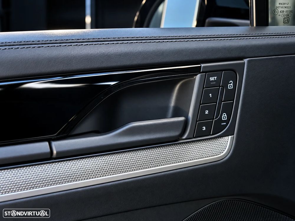 Porsche Cayenne Coupé E-Hybrid Tiptronic S Black Edition - 36