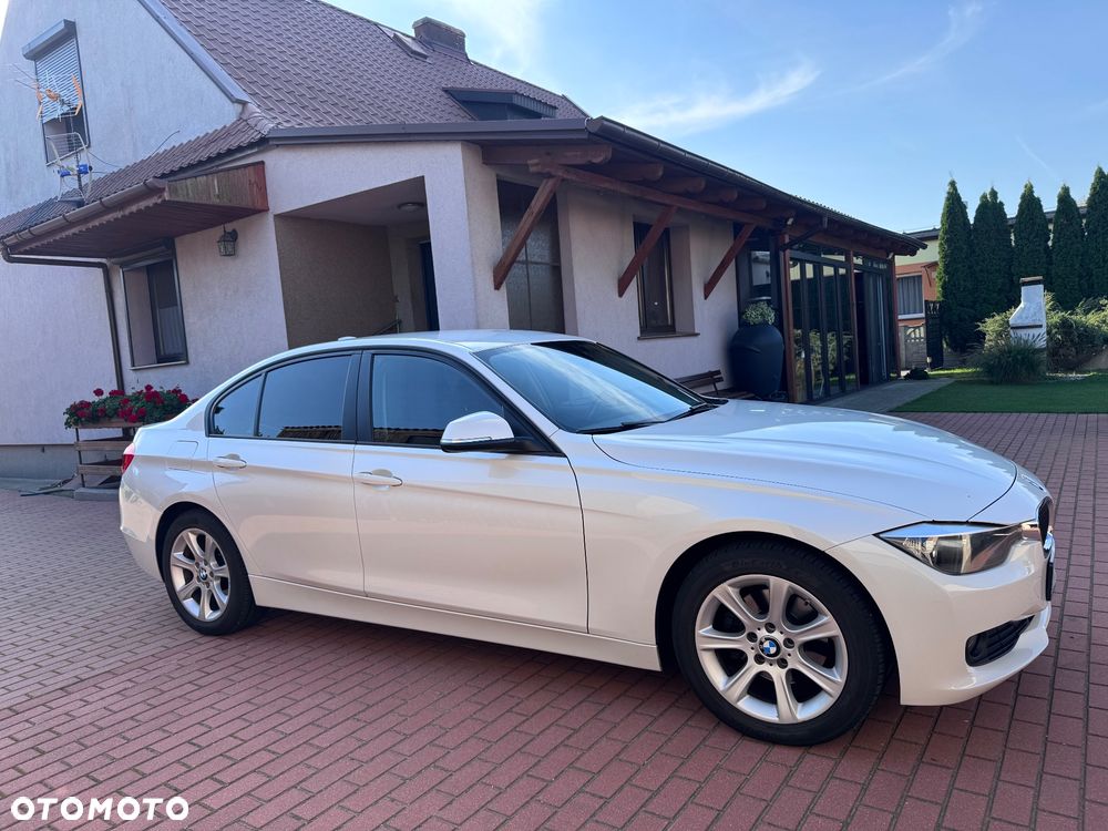 BMW Seria 3 - 16