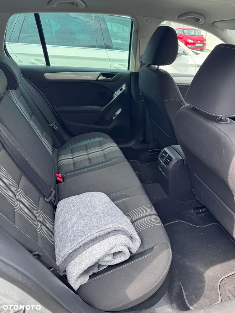 Volkswagen Golf 2.0 TDI DPF BlueMotion Technology MATCH - 7