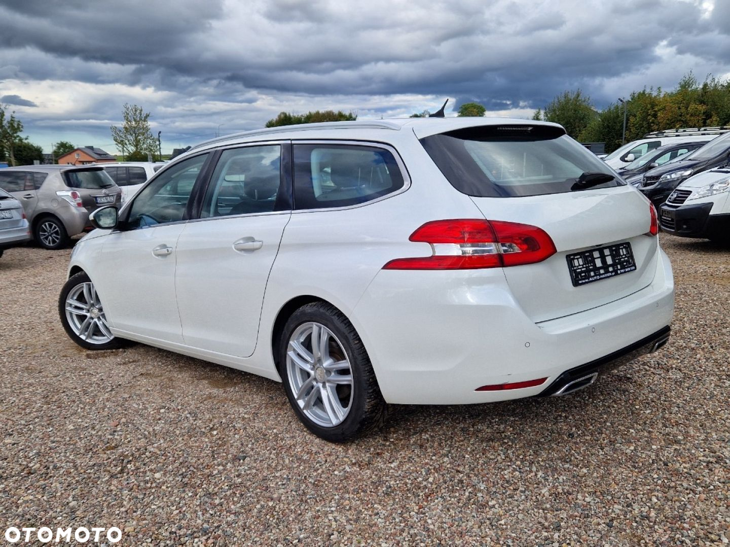 Peugeot 308 SW 1.6 BlueHDi Allure S&S - 3