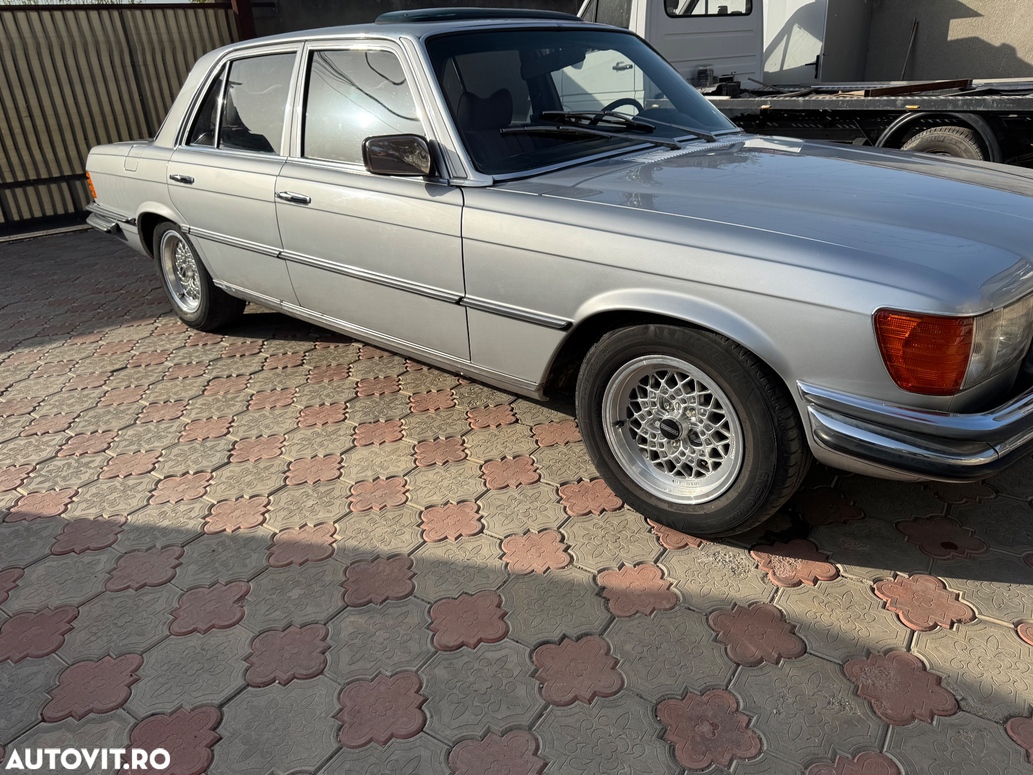 Mercedes-Benz W116 - 29