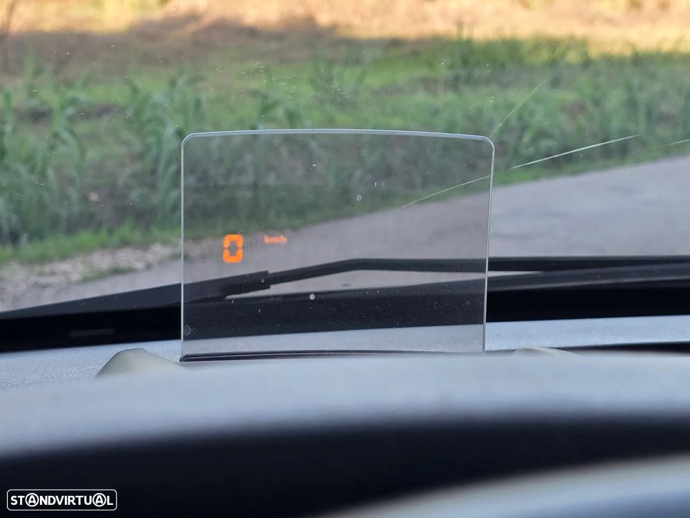 Peugeot 3008 2.0 HDi Hybrid4 - 11