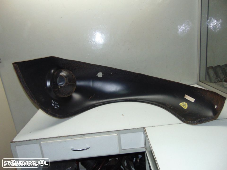 VW Carocha 1200 /1300 de 1973 a 1974 - guarda-lamas - 4