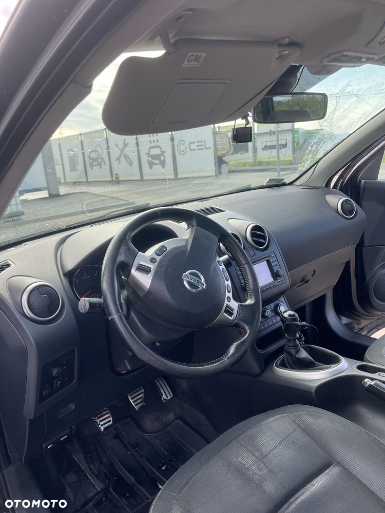 Nissan Qashqai 1.5 dCi DPF visia - 10