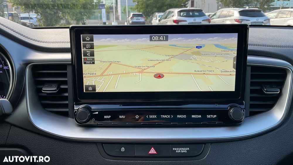 Kia Ceed - 16