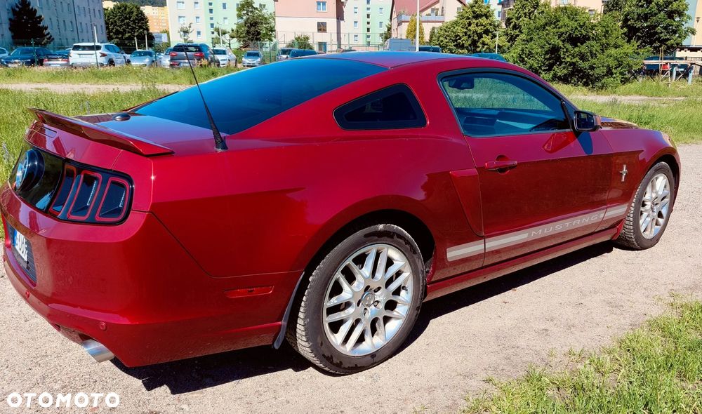 Ford Mustang 3.7 V6 Premium - 10