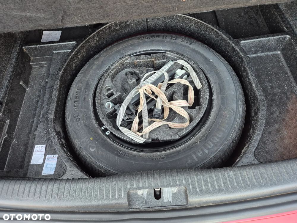 Volkswagen Golf - 21