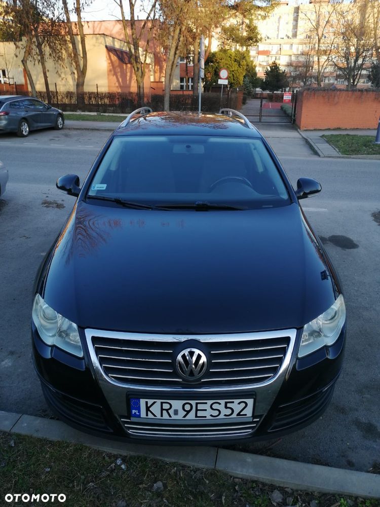 Volkswagen Passat 2.0 TDI Individual - 6