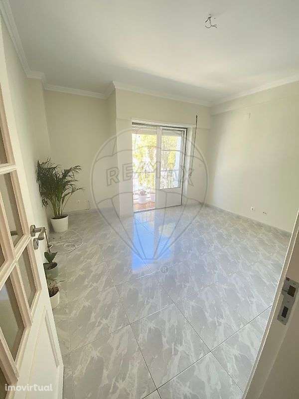 Apartamento T2 para arrendamento - Grande imagem: 3/16