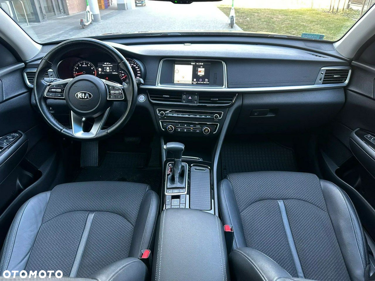 Kia Optima - 16