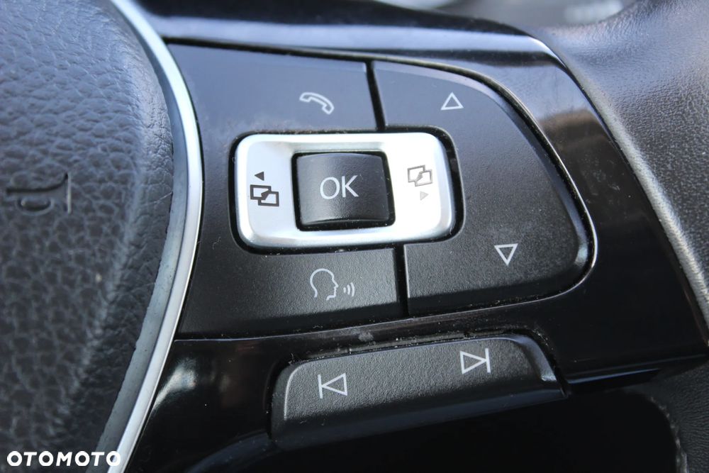 Volkswagen Passat Variant 1.6 TDI (BlueMotion Technology) Comfortline - 18