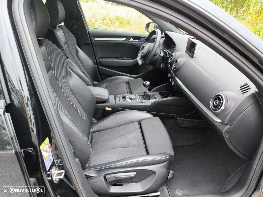 Audi A3 Sportback 2.0 TDI S-line - 27
