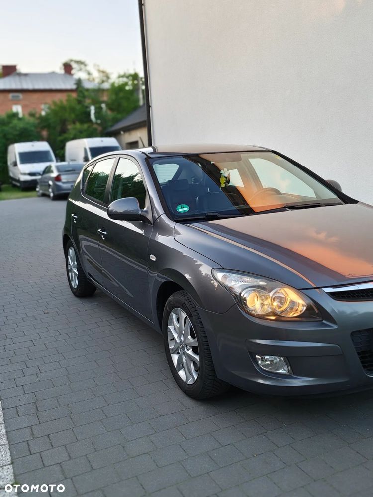 Hyundai i30 i30cw 2.0 CRDi Sport - 2