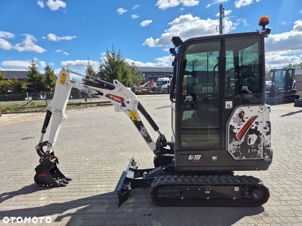 Bobcat E19 - 7