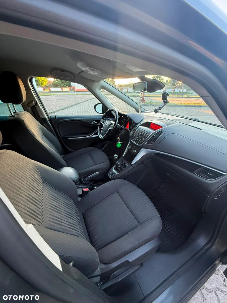 Opel Zafira 2.0 CDTI Cosmo - 22