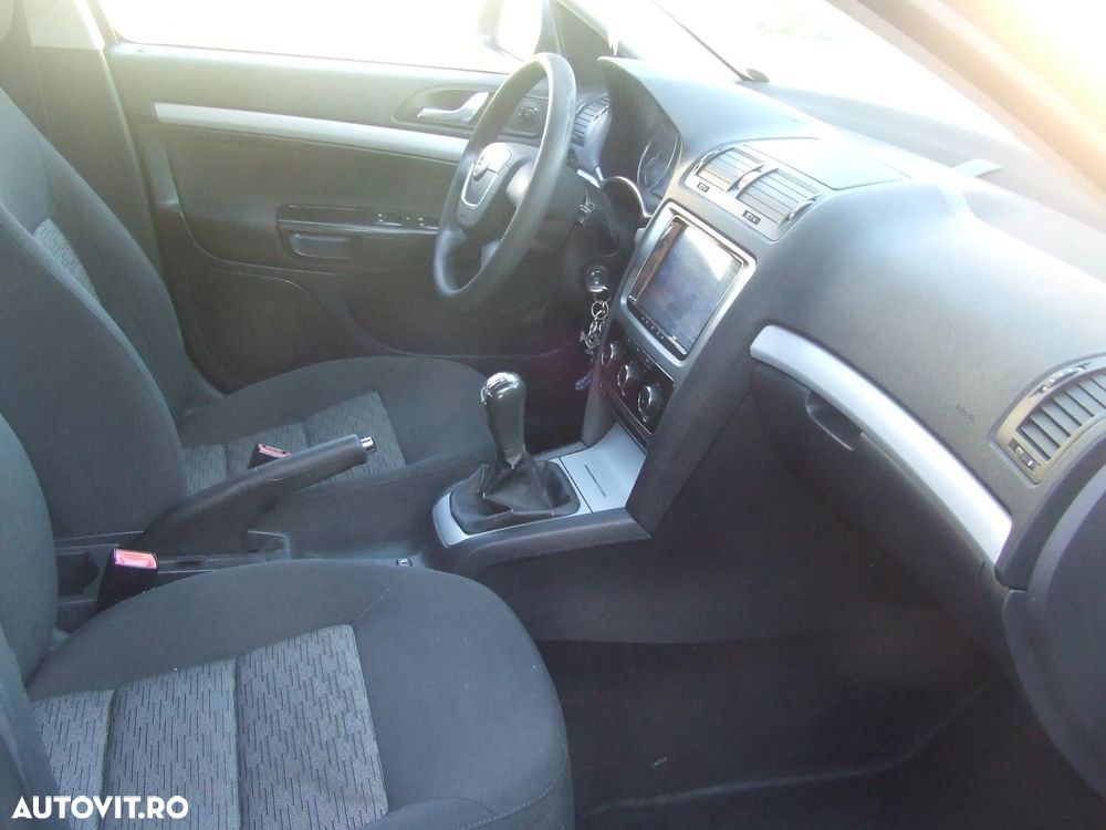 Skoda Octavia 1.8 TSI Drive - 12