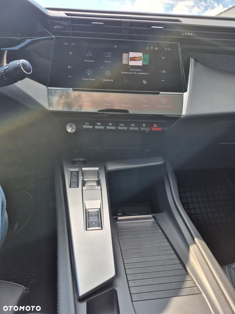 Peugeot 408 1.2 PureTech Allure S&S EAT8 - 20